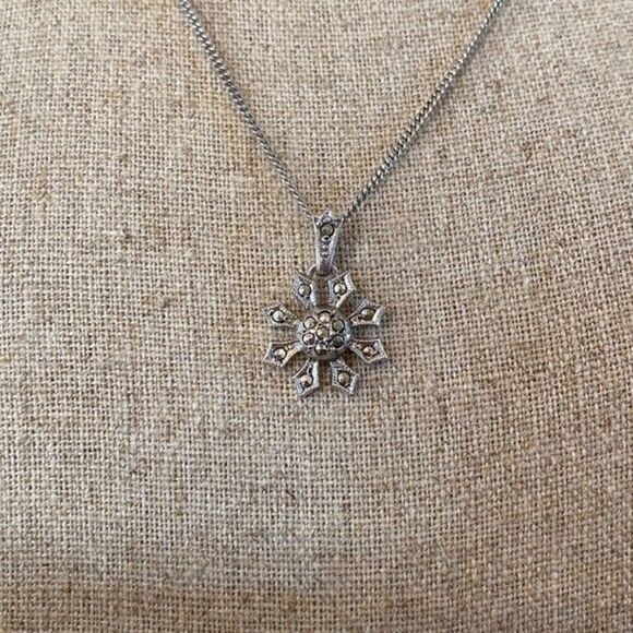 Vintage Kilmer & Daniel Art Deco Sterling Necklace & Matching Clip Earri… - Picture 3 of 7